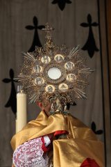 Adoration eucharistique