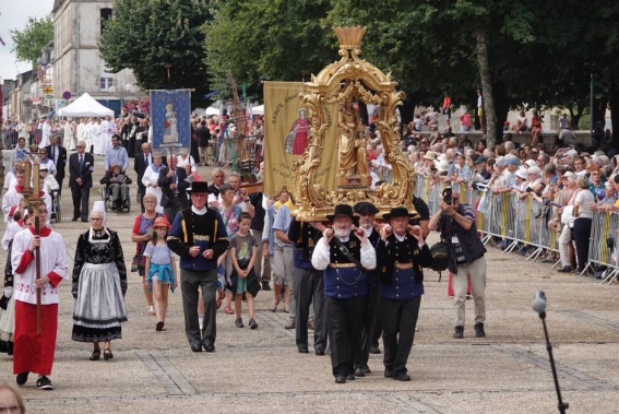 Le 26 juillet, l'Eglise fait mémoire de sainte Anne et saint Joachim Grand-Pardon-de-Sainte-Anne